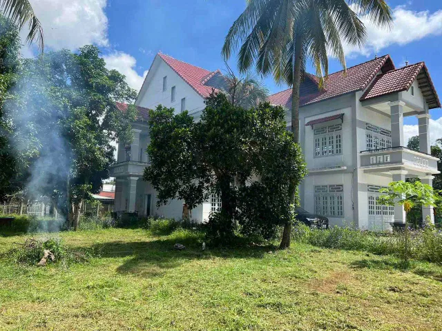 Bán Nhà riêng 4484m2 có sẵn 300 m2 thổ cư giá 30 tỷ tại Xã Long Phước Huyện Long Thành Đồng Nai