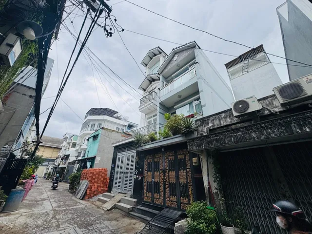 BÁN NHÀ AN DƯƠNG VƯƠNG AN LẠC ĐƯỜNG XE TẢI THÔNG, DT 4x10M CHỈ NHỈNH 4 TỶ (B123)