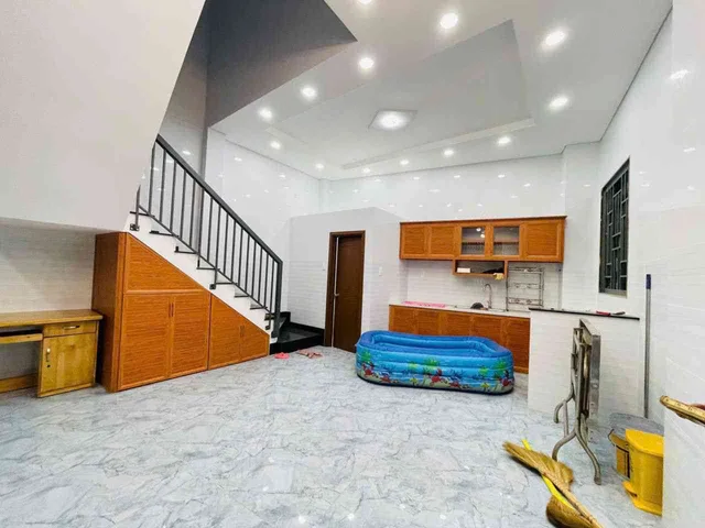 HỒ HỌC LÃM 85M2 NGANG 8M 5 TẦNG 6PN SÂN THƯỢNG 6,8 TỶ
