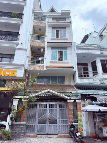 Bán nhà mặt tiền 182 đường Hòa Hưng, Quận 10. DT:  5,25x13m, 5 tầng,  Giá chỉ 16 tỷ