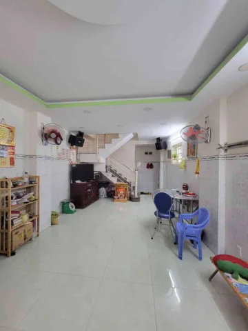 🏡 NHÀ 3 TẦNG LẠC LONG QUÂN – HẺM XE HƠI NHỎ TỚI NHÀ – 2PN – 3WC