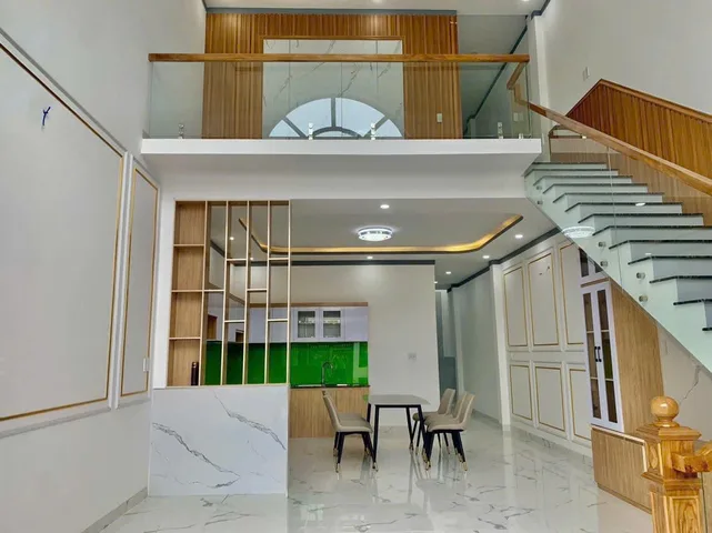 NHÀ GÁC LỬNG GIÁ NHỎ XINH CHO CÁC CẶP VỢ CHỒNG TRẺ ĐÂY Ạ CHỈ 350 TRIỆU 
- SỔ RIÊNG - THỔ CƯ 100%