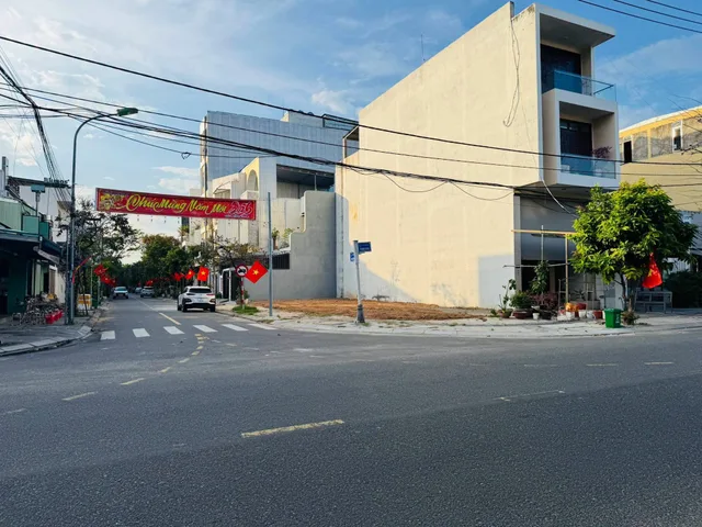🔴 Bán lô góc 155m2 ( 7.5 x 21m ) đường 10m5 Phùng Hưng và Phú Xuân 2 - Giá 15.5 tỷ Tl