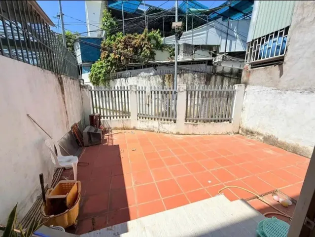 Nhà 2 tầng B6 khu đô thị Vĩnh Điềm Trung _ giáp đường Cầu Dứa - Phú Nông. Dt 133.9m2. Giá 7.3ty