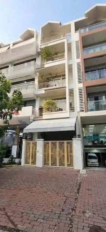 BÁN NHÀ MẶT TIỀN HOÀNG TRỌNG MẬU, GẦN TTTM LOTTE QUẬN 7, 6 TẦNG + HẦM, CÓ THANG MÁY, SHR