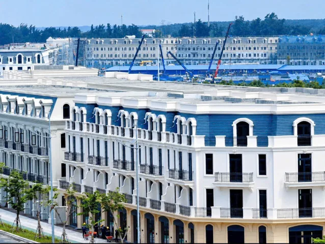 VỐN BAN ĐẦU CHỈ TỪ 1,2 TỶ ĐỒNG SỔ HỮU CĂN NHÀ PHỐ LIỀN KỀ -VINHOMES SAIGON PARK