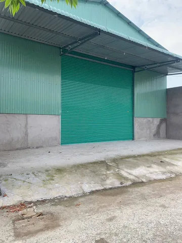 Bán Kho, nhà xưởng 500m2 có sẵn 500 m2 thổ cư giá 7 tỷ tại Đường Nguyễn Hữu trí Xã Thanh Phú Huyện Bến Lức Long An