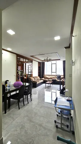 Cho thuê CĂN HỘ 3 ngủ toà Chung cư 143 HẠ ĐÌNH, Thanh Xuân. 14 triệu/ tháng. Ưu tiên: Hộ gia đình, Nhóm nữ ko quá 5 người.