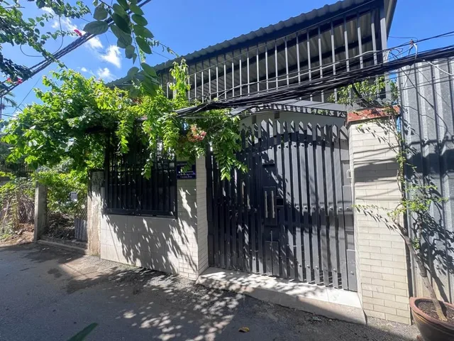 Bán Nhà có sẵn 75 m2 thổ cư giá 4.5 tỷ tại đường số 11 Phường Trường Thọ Quận Thủ Đức TP. Hồ Chí Minh