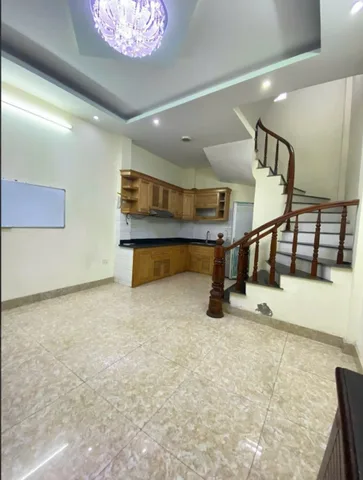 CHO THUÊ NHÀ NGUYÊN CĂN GIẢI PHÓNG 5T GIÁ 10,5TR/THÁNG
