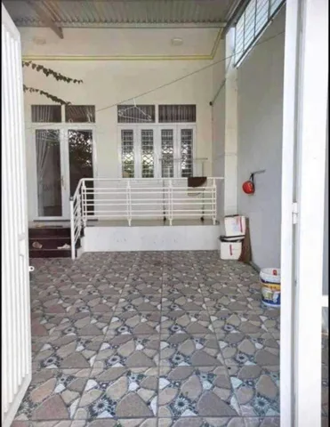 Nhà Nguyễn Khắc Viện ô tô quay đầu * cách biển Hòn Chồng: 300m. Dt 114m2. Giá 5.9ty