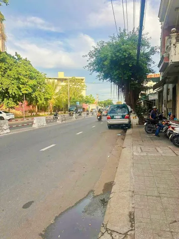 Đất 2 mặt tiền Lê Hồng Phong & Lê Thiết Hùng __ sau lưng là khu đô thị Phước Long ( gần vòng xoay ). Dt 311.5m2. Giá 19.8ty
