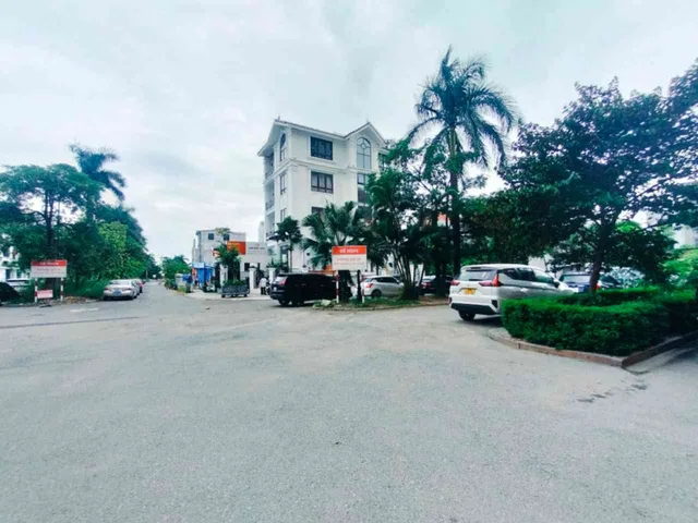 Bán Đất 91m2 PHÂN LÔ OTO + vỉa hè kinh doanh sát QL32 tân tây đô , trạm trôi