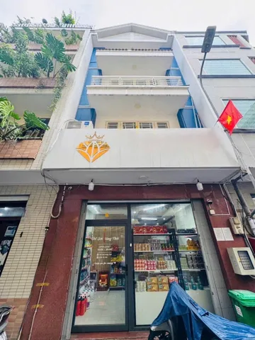 Mặt Tiền Hoa Huệ Khu Phan Xích Long Phú Nhuận: DT 5x8m, 4 Tầng, Tiện Làm VP, 27 triệu
