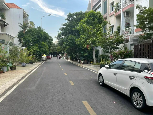 Bán nhà Cư Xá Lữ Gia đường 10m, Phường 15, Quận 11, 4,1m x 28m, 115m², 3 tầng, 19,5 ty TL