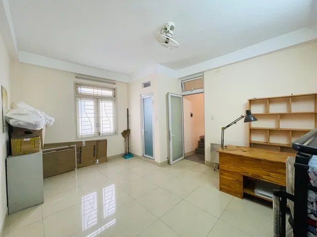 CHỈ 11.X TY - CHÍNH CHỦ GỬI NHÀ TÂM HUYẾT - LÊ VĂN SỸ KHU HIẾM NHÀ BÁN - VỊ TRÍ ĐẸP , HẺM TRƯỚC NHÀ 5M 1SEC VÀO BƯỚC RA MẶT TIỀN - CHỦ THIỆN CHÍ