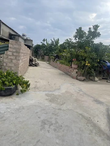 Bán 62m2 giá 1.28 tỷ tại Lâm Động ngõ ô tô cách đường 203 khoảng :150m.l/h:076.231.9990 e Thúy