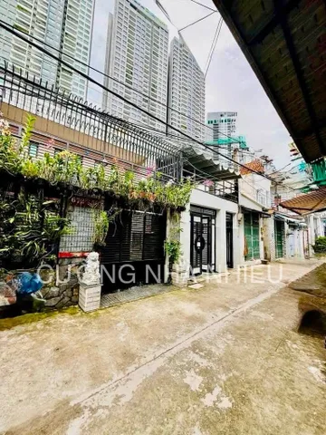 Rẻ hơn giá thẩm định; view đỉnh Phú Mỹ Hưng; ngang 4m vuông vức; dòng tiền 160tr/năm; không lo quy hoạch