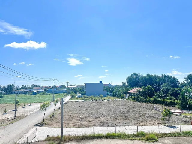 Đất ODT FULL thổ, sổ sẵn cầm tay, mặt tiền đường nhựa nhà nước