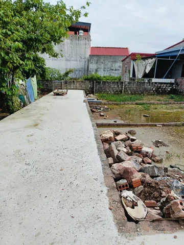 Bán cắt lỗ sâu  52.8 m giá: 890 tr tại Hoa Động ko lỗi cách đường nhựa 150m.l/h:076.231.9990 e Thúy