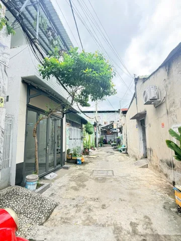 🔥 NHÀ ĐẸP HT26 – HẺM XE HƠI – NGAY BẾN XE BUÝT HIỆP THÀNH – NHỈNH 3 TỶ