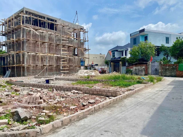 Bán Đất 60m2 giá 1.68 tỷ tại Hoà Bình đường thông ô tô, cách Vlasta:500m.l/h;076.231.9990 e Thúy