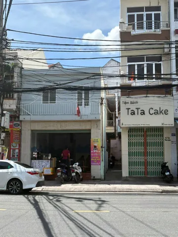 Mặt tiền Yersin _ nhà có vị trí khá ổn * ra biển Trần Phú : 700m *. Dt 163m2. Giá 31ty