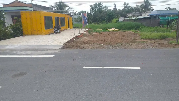 Bán Đất 2000m2 có sẵn 2000 m2 thổ cư giá 15 tỷ tại Đường ĐT 818 Thị trấn Thủ Thừa Huyện Thủ Thừa Long An
