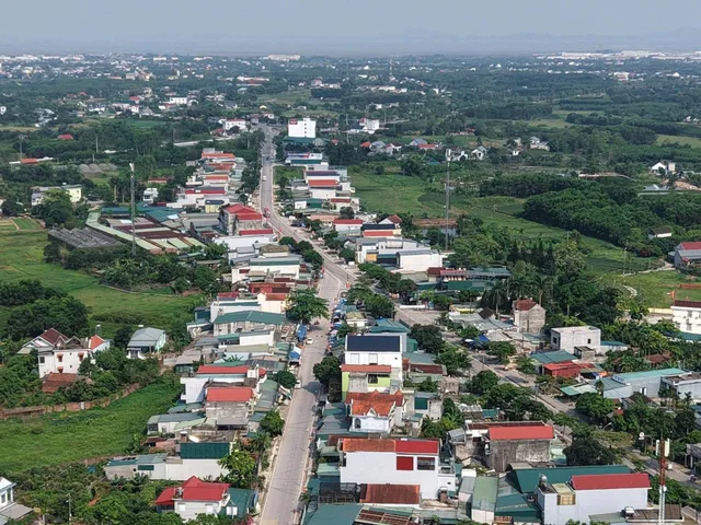 Bán Đất 2300m2 có sẵn 400 m2 thổ cư giá 6.8 tỷ tại Xã Quảng Thịnh Huyện Hải Hà Quảng Ninh