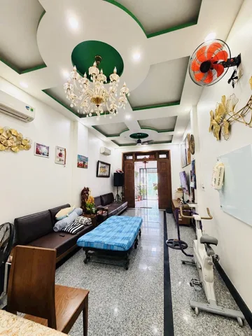 KHU VIP PHƯỚC BÌNH
ĐÁNG SINH SỐNG NGAY GLOBAL CITY - ĐỖ XUÂN HỢP - 102M2 - 4 TẦNG ĐÚC MỚI - VỪA Ở LÀM CTY, SPA..