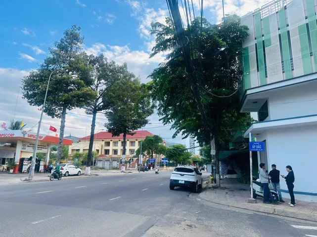Bán Nhà riêng 65m2 có sẵn 65 m2 thổ cư giá 13 tỷ tại Đường Tô Hiệu Phường Vĩnh Nguyên Thành phố Nha Trang Khánh Hòa
