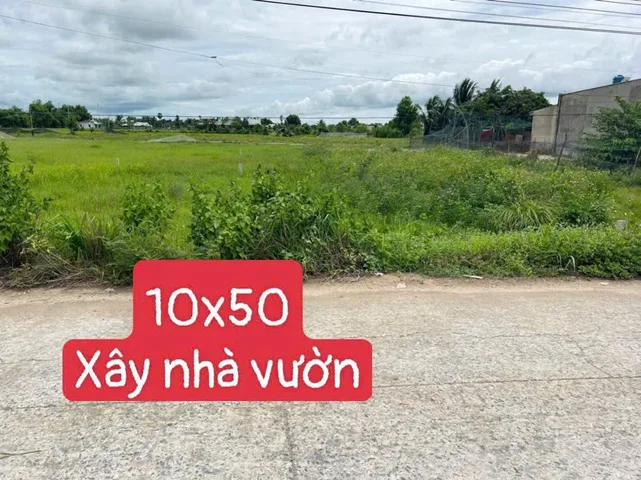 Bán Đất 500m2 có sẵn 500 m2 thổ cư giá 1 tỷ tại Xã Đức Hòa Thượng Huyện Đức Hòa Long An