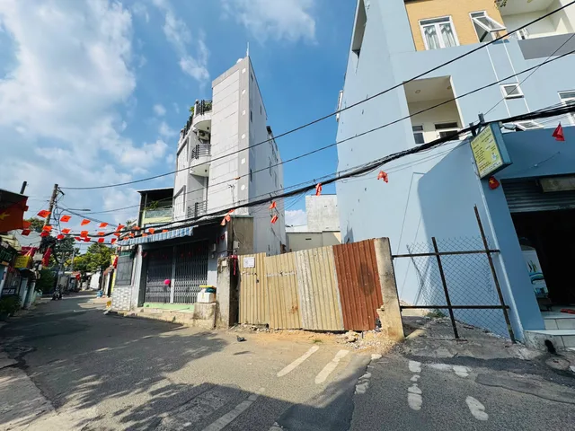Bán Đất  MT Đường 19_Linh Chiểu_TP.Thủ Đức_Ngang 9,6M_Đường Thông Thoáng_Gần ĐH Ngân Hàng_Hợp xây CHDV