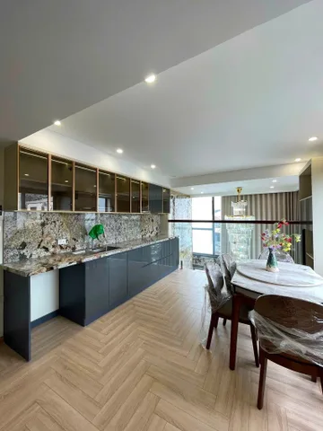 Cho thuê nhà ĐẸP, THANG MÁY Trích Sài View Hồ Tây 36M x 8T giá 38 triệu