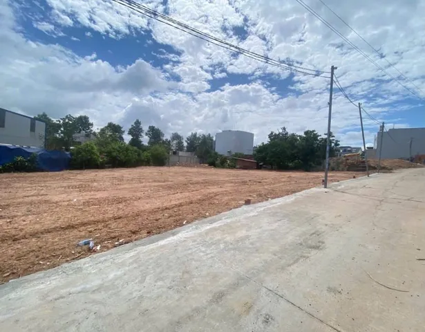 Bán Đất 96m2 có sẵn 60 m2 thổ cư giá 1.85 tỷ tại Phường Phú Mỹ Thành phố Thủ Dầu Một Bình Dương,nhánh Dx043 đối diện bệnh viện 1500 giường,KDC Hiệp Thành 3 giá êm