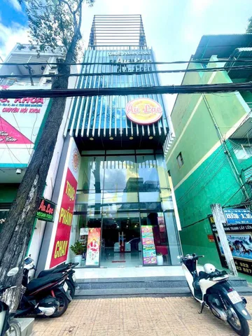 CHO THUÊ TOÀ NHÀ 5 TẦNG CÓ THANG MÁY - MẶT TIỀN ĐƯỜNG 30/4 CẦN THƠ - GẦN VINCOM XUÂN KHÁNH