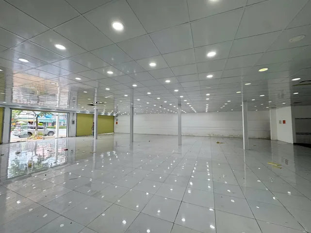 CHO THUÊ MẶT BẰNG KINH DOANH - MẶT TIỀN NGANG 25M ĐƯỜNG NGUYỄN VĂN CỪ CẦN THƠ