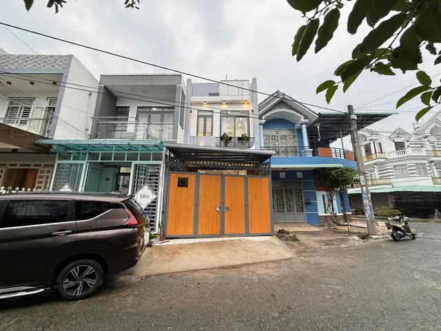 👉4 tỷ 950 - BÁN NHÀ MỚI 2 TẦNG, Số 6 ĐƯỜNG NAM CAO, KDC 91B (thônt với Trần Hoàng Na)