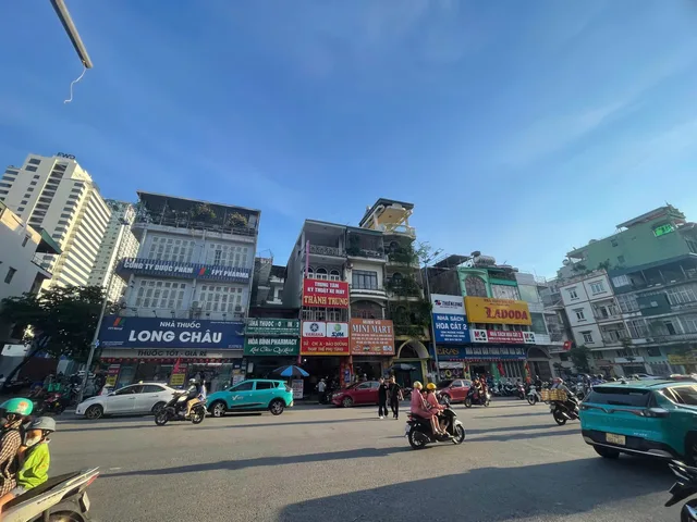 BÁN NHÀ MẶT ĐƯỜNG KINH DOANH TÔ HIẾN THÀNH, CHỢ HẠ LONG 2,HỒNG GAI,QUẢNG NINH