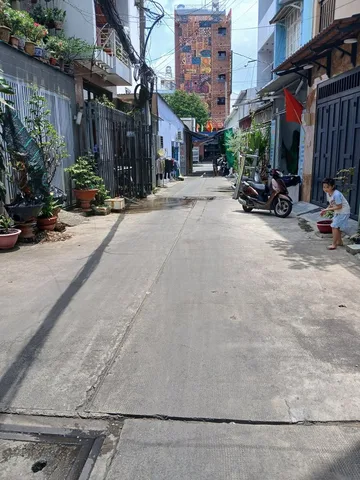 Bán Nhà riêng 143m2 có sẵn 40 m2 thổ cư giá 5.5 tỷ tại Đường Phú Thọ Hoà Phường Phú Thọ Hòa Quận Tân Phú TP. Hồ Chí Minh
