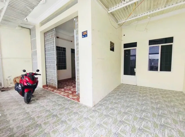 Bán Nhà riêng 87m2 có sẵn 87 m2 thổ cư giá 3.9 tỷ tại Phường Ngọc Hiệp Thành phố Nha Trang Khánh Hòa