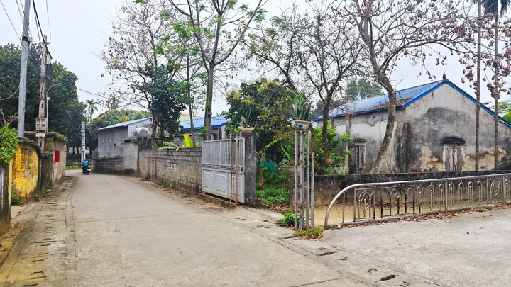 Bán Đất 306m2 có sẵn 124 m2 thổ cư giá 5 tỷ tại Xã Phú Mãn Huyện Quốc Oai Hà Nội
