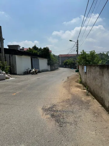 ⚡Bán Nhanh Lô Đất Quả Cảm, Hoà Long, Gần Dự Án Vingroup , Mt 4.6m Dt 140m2,Giá 3.5 Tỷ lh e Điệp 0395777369