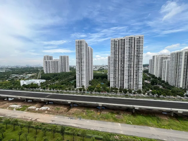 CHỦ BÁN CĂN 2PN MASTERI CENTRE POINT, VIEW THOÁNG LANDMARK 81, GIÁ 4.5 TỶ BAO THUẾ PHÍ