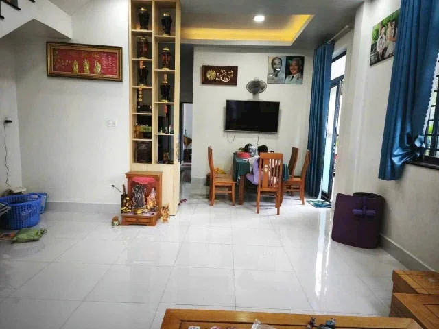 Bán Nhà riêng 205m2 có sẵn 205 m2 thổ cư giá 6.5 tỷ tại Phường 7 Thành phố Bến Tre Bến Tre