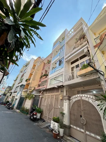 HẺM XE HƠI NGAY HỒNG LẠC – TÂN BÌNH | 4 TẦNG BTCT – HẺM 5M – CÁCH MẶT TIỀN CHỈ 20M – CÓ THỂ KINH DOANH