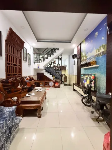 NHÀ CĂN GÓC 26/3 - HƯƠNG LỘ 3 - GẦN AEON TÂN PHÚ - HẺM Ô TÔ - GẦN 70M2 - 6Đ NHỈNH.