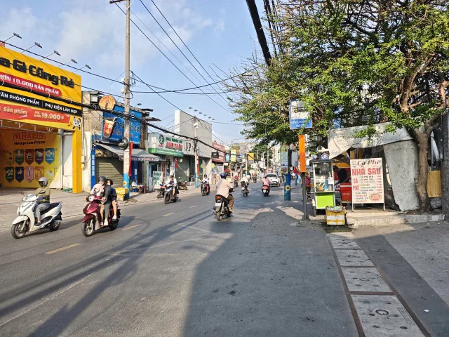 Bán Mặt Tiền Đường 66 Ung Văn Khiêm, P.25, Bình Thạnh  LH: 0942035334( Đức Triệu nhà mặt tiền trung tâm )