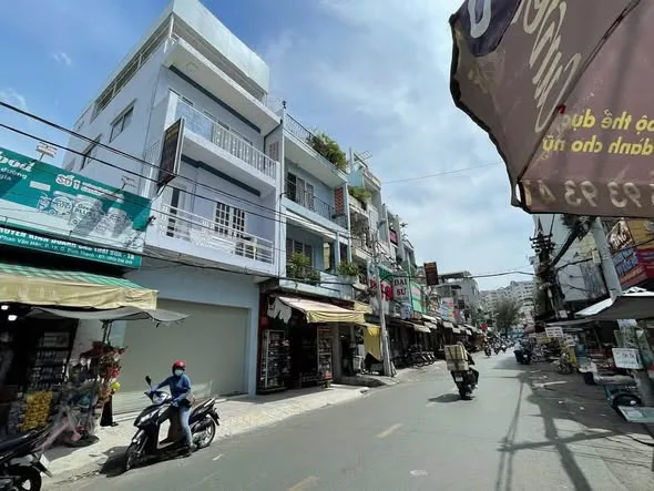 Bán gấp nhà Mặt tiền 42 Phan Văn Hân P.19 Quận Bình Thạnh