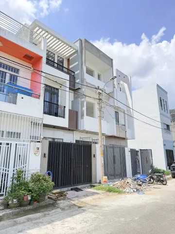 Bán nhà riêng, sổ hồng riêng tại đường 284 Long Thuận, phường Long Phước Hồ Chí Minh.